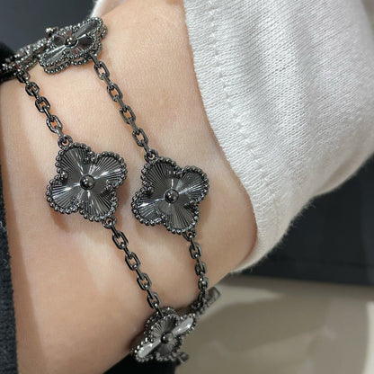 [Elitejewels]クローバー5モチーフブラックブレスレット