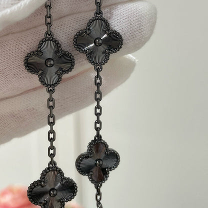 [Elitejewels]CLOVER 5 MOTIF BLACK BRACELET