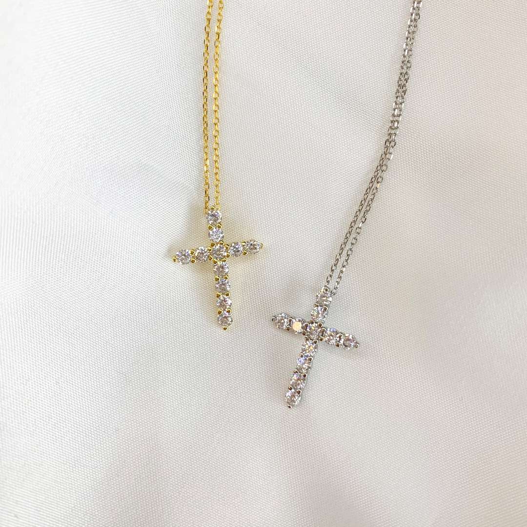 [Elitejewels]Unique Cross Shape Necklace