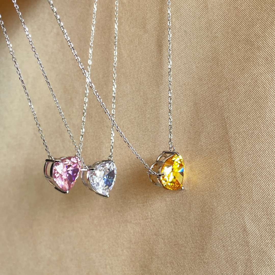 [Elitejewels]6.0 carat Radiant Heart Shape Necklace