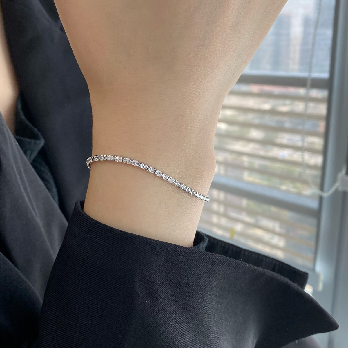 [Elitejewels]Elegantes Smaragdschliff-Tagesarmband