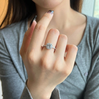 [Elitejewels] まばゆいばかりの輝きのラウンドカット結婚指輪