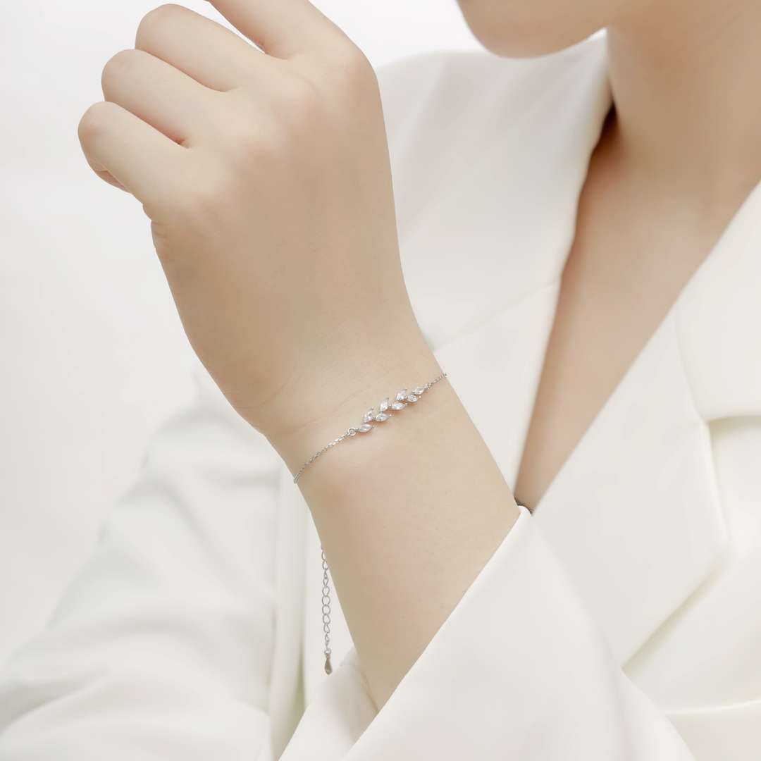 [Elitejewels]Elegantes Armband in Weizenblattform