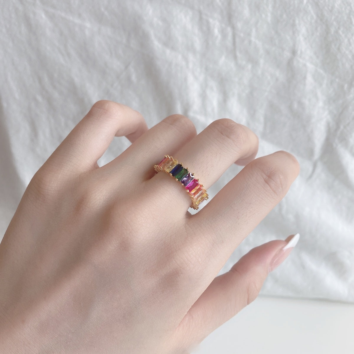 [Elitejewels]Unique Colorful Radiant Cut RIng