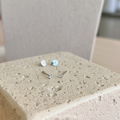 [Elitejewels]Delicate Solitaire Earrings