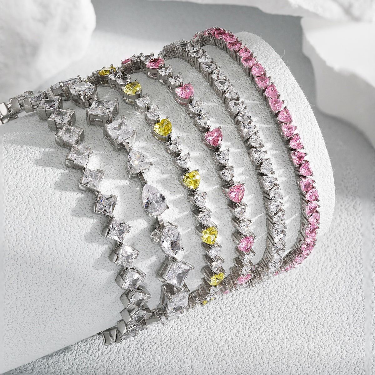 [Elitejewels]Einzigartiges, exquisites Multi-Cut-Alltagsarmband