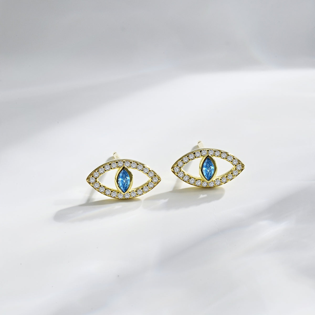 [Elitejewels]Blue Devil Eyes Hollow Stud Earrings