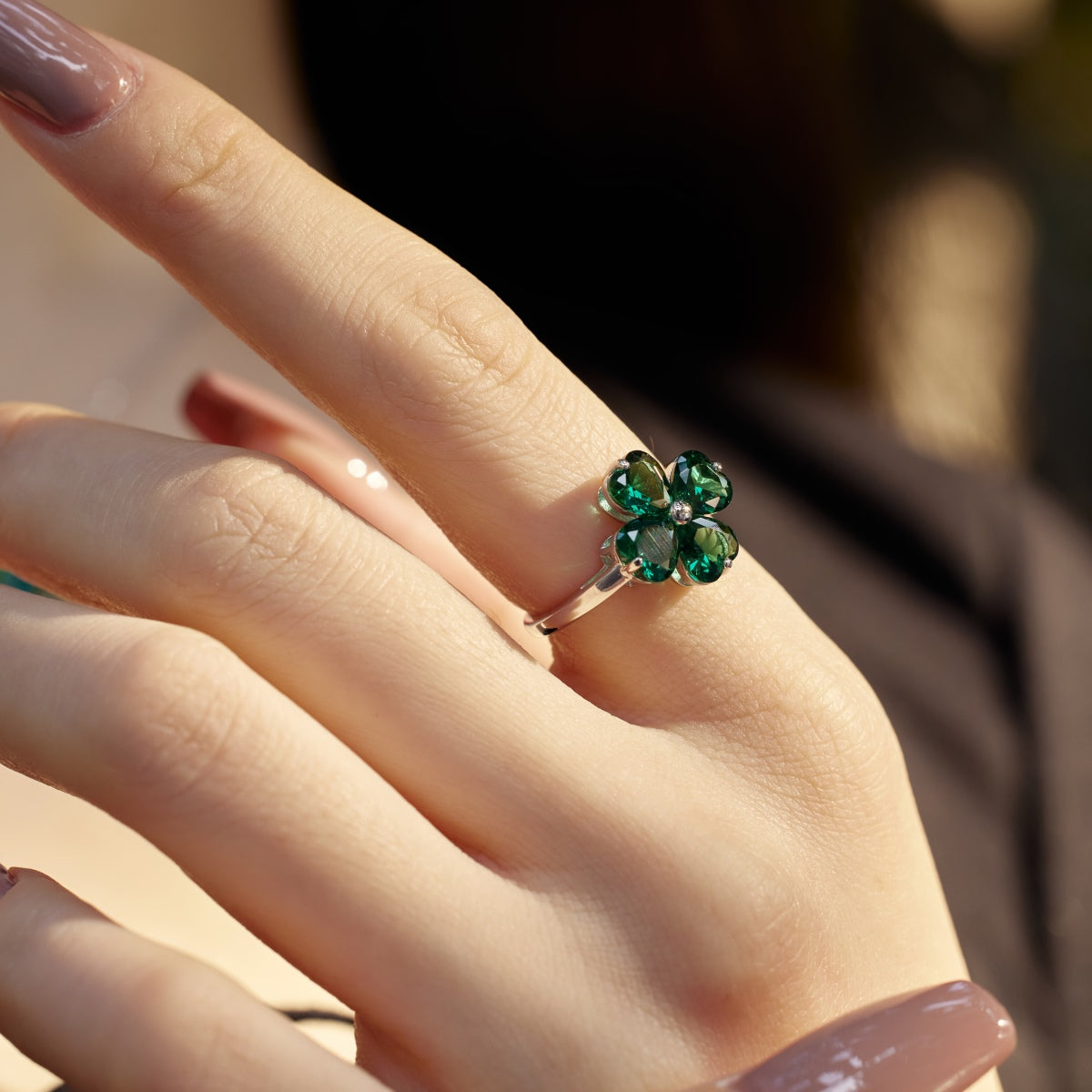 [Elitejewels]Heart-shaped Four-Leaf Clover Ball Ring