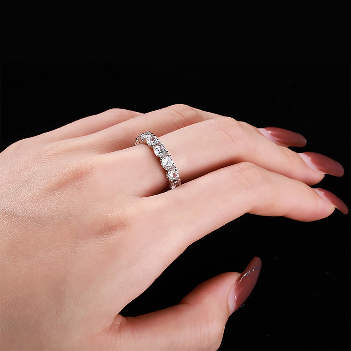 [Elitejewels]Eternity-Tennisring mit Rundschliff