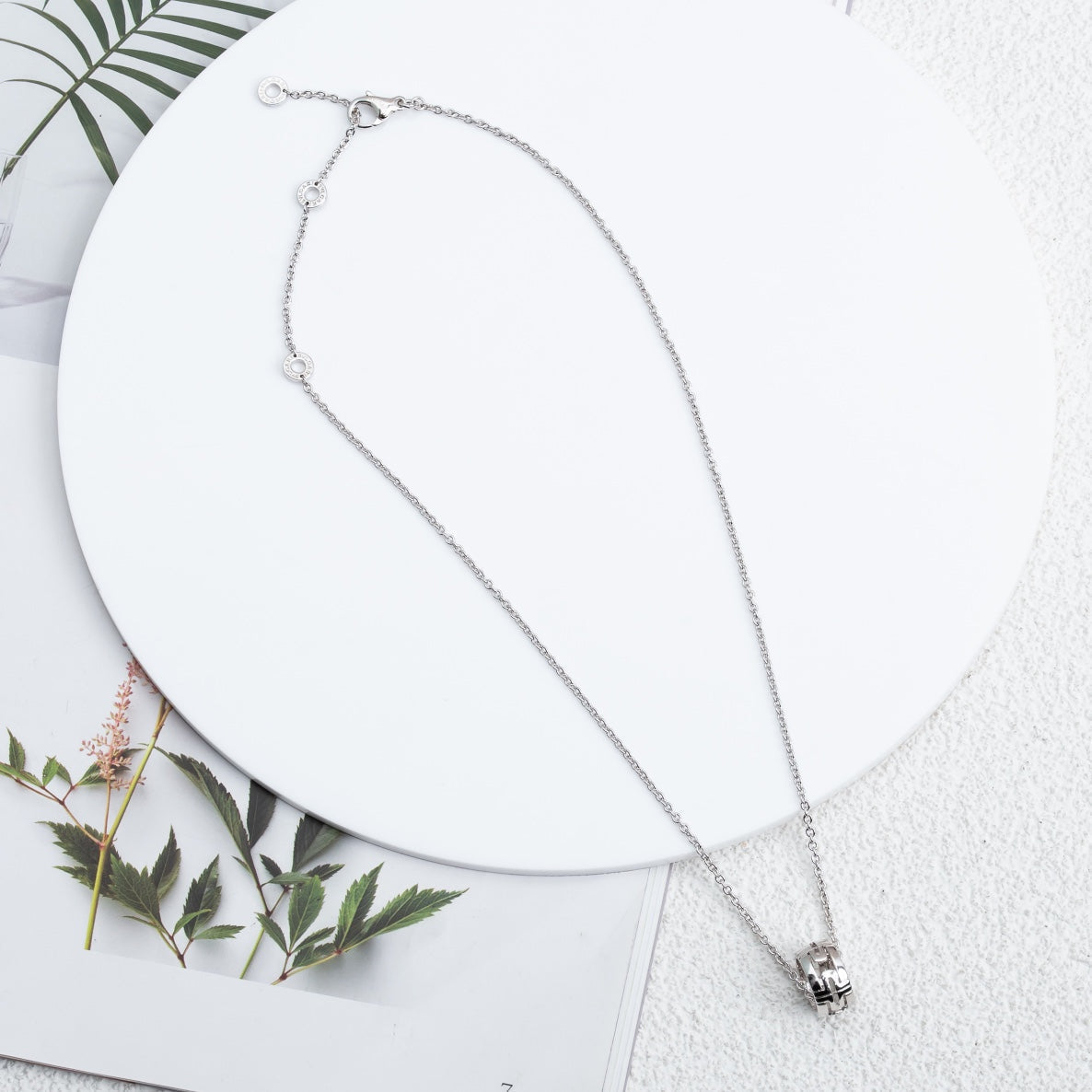 [Elitejewels]PARENTESI NECKLACE SILVER