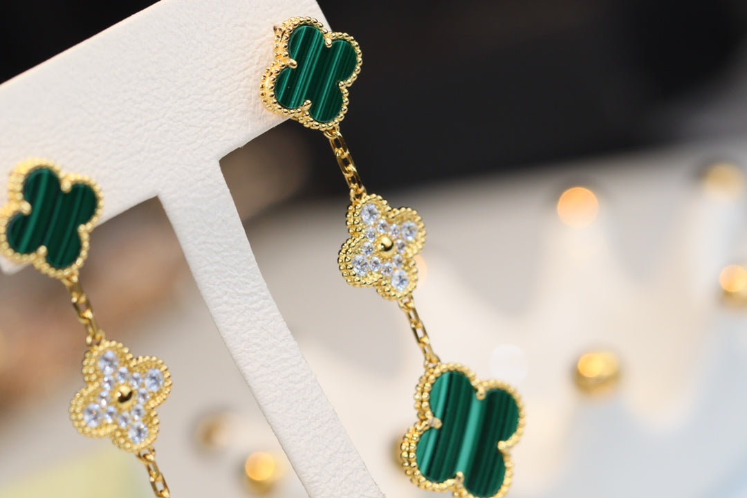 [Elitejewels]CLOVER EARRINGS GOLD MALACHITE DIAMOND 3 MOTIF