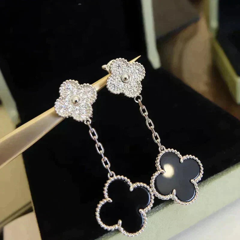 [Elitejewels]CLOVER 2 MOTIFS  DIAMOND ONYX EARRINGS SILVER