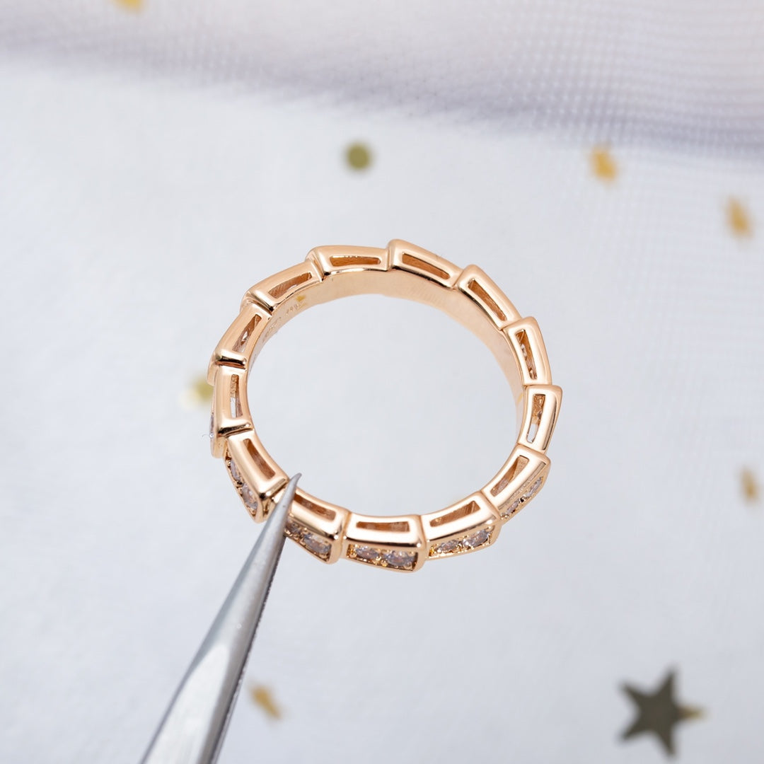 [Elitejewels]SERPENTI RING PINK GOLD DIAMOND PAVED 3MM