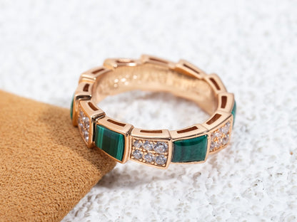 [Elitejewels]SERPENTI RING PINK GOLD MALACHITE DIAMOND PAVED 4MM