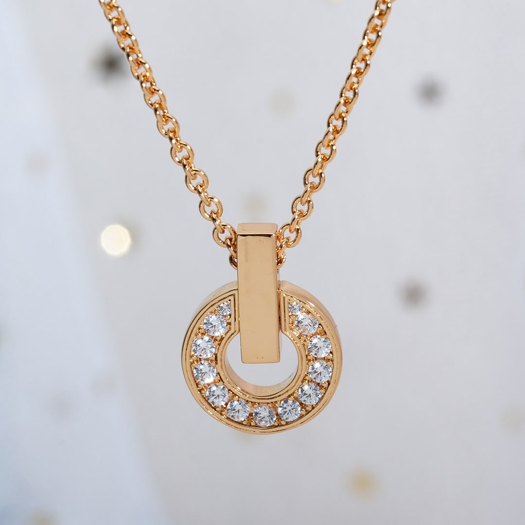 [Elitejewels]GARI NECKLACE PINK GOLD DIAMOND