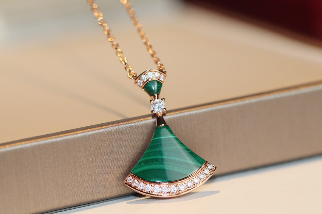 [Elitejewels]DREAM NECKLACE MALACHITE DIAMOND