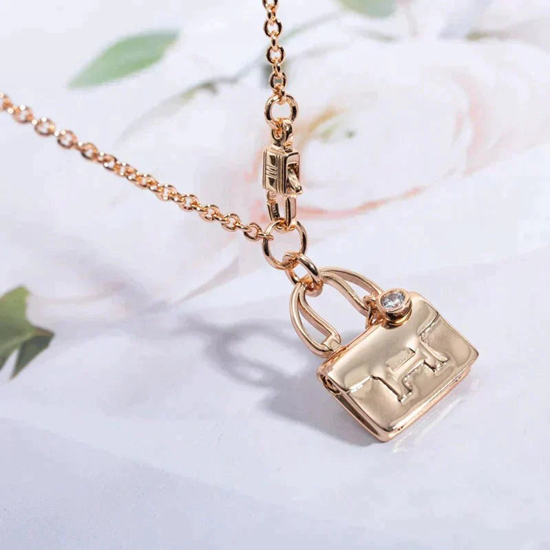 [Elitejewels]AMULETTE PEDANT ROSE GOLD NECKLACE