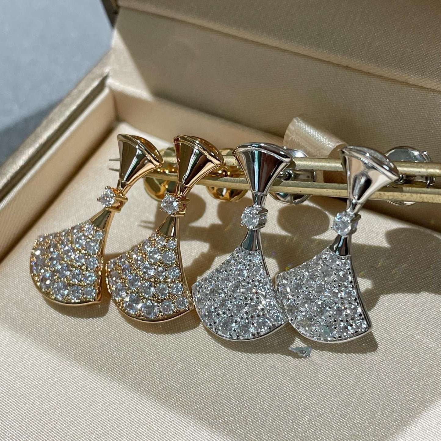 [Elitejewels]DREAM EARRINGS DIAMOND