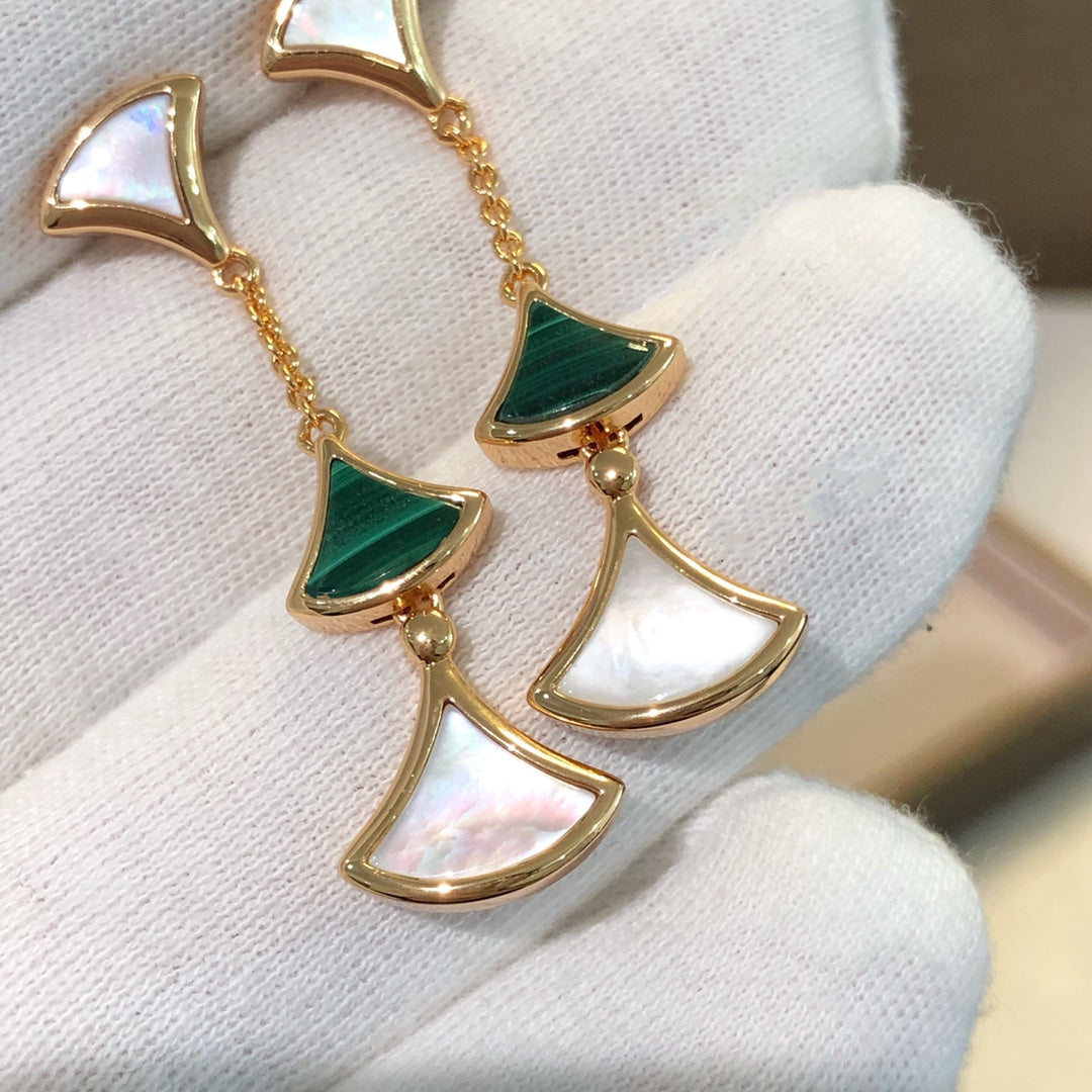 [Elitejewels]DREAM EARRINGS 3 MOTIFS MALACHITE MOP PINK GOLD