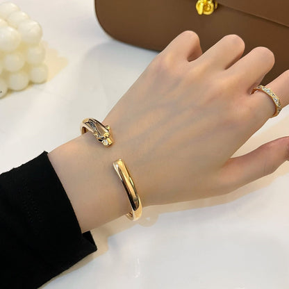 [Elitejewels] PANTHERE GOLD OFFENES ARMBAND