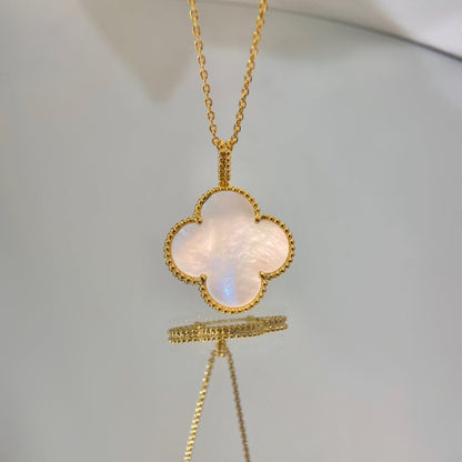 [Elitejewels]CLOVER 25MM MOP LARGE PENDANT NECKLACE