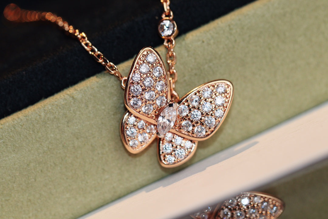 [Elitejewels]BUTTERFLY DIAMOND NECKLACE