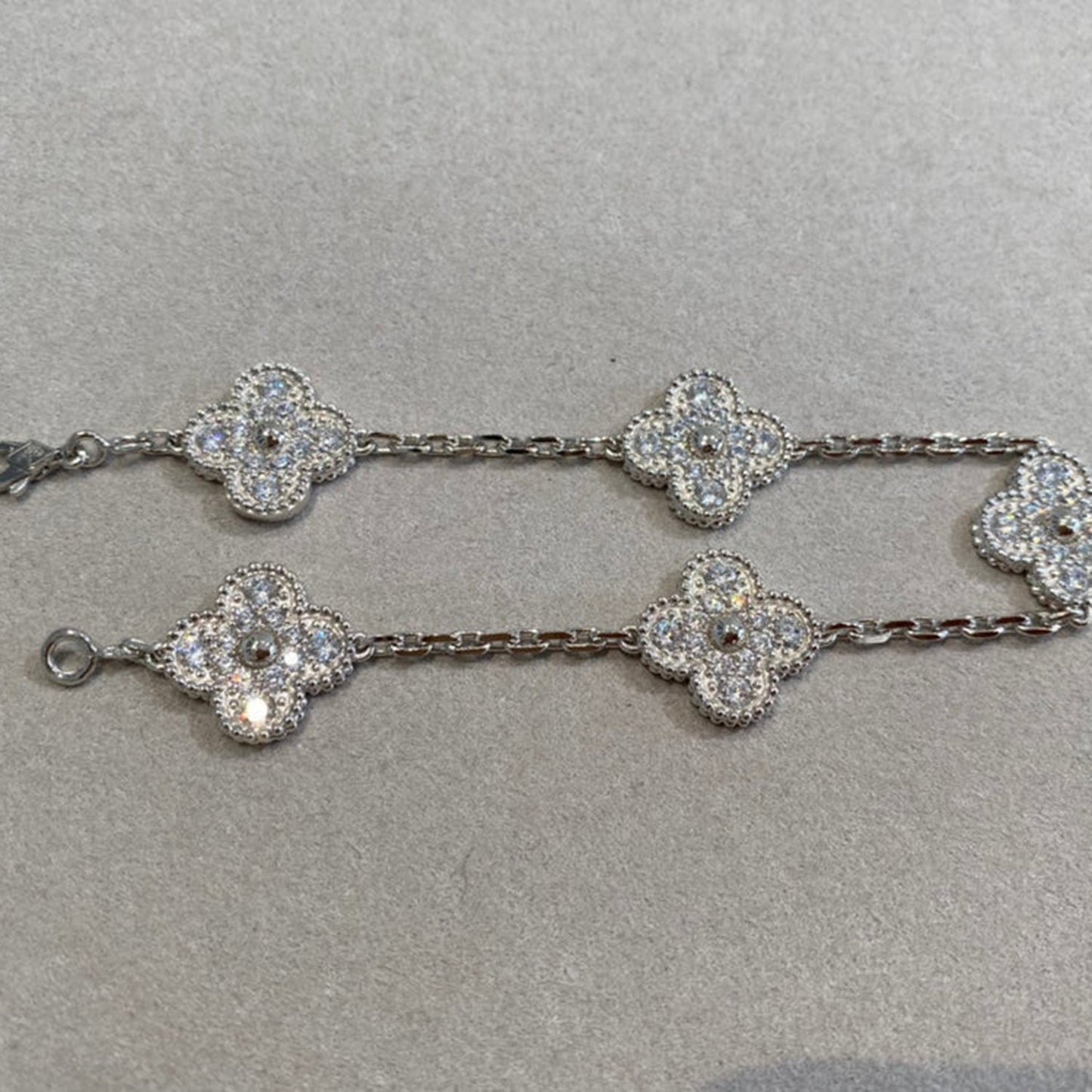 [Elitejewels]CLOVER 5 MOTIFS  DIAMOND BRACELET SILVER