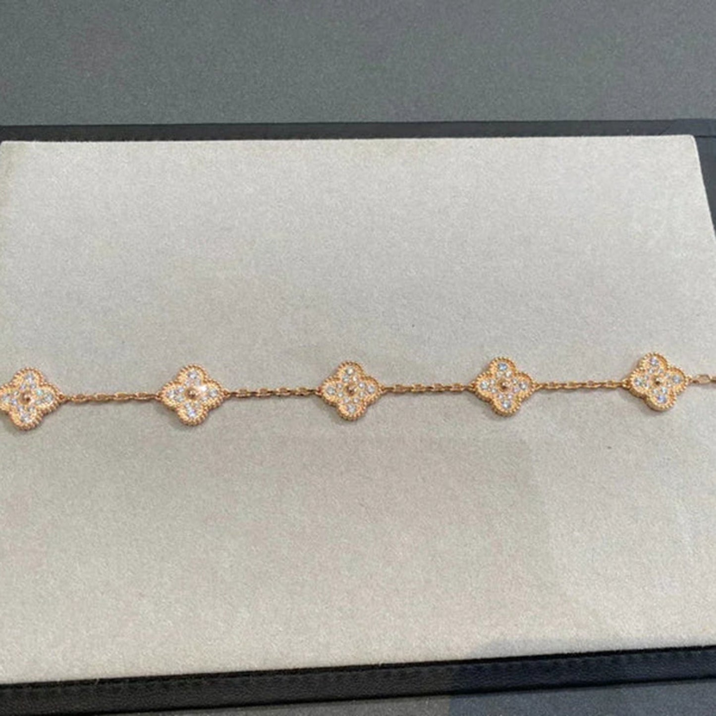 [Elitejewels]CLOVER 5 MOTIFS  FULL DIAMOND BRACELET