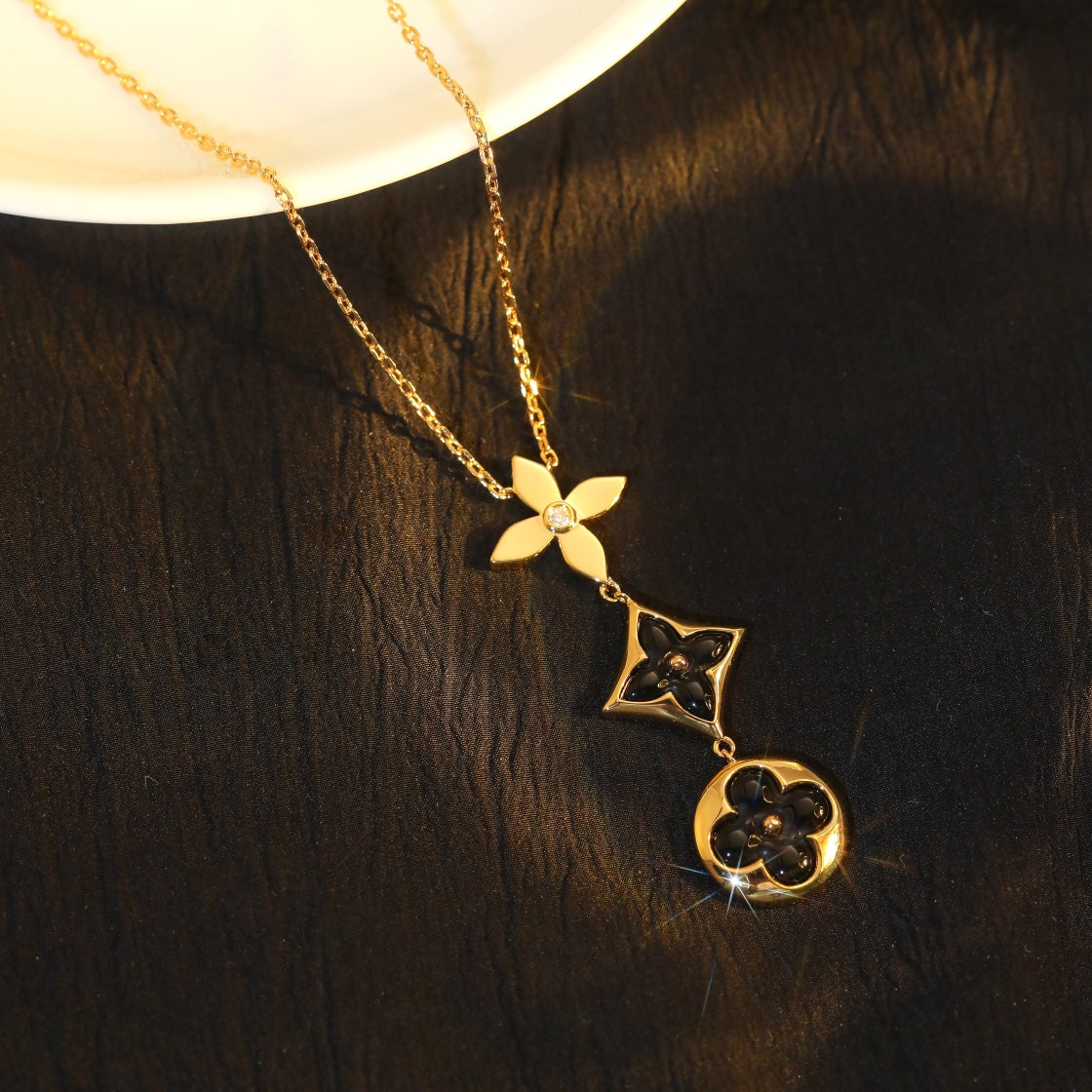 [Elitejewels]STAR AND SUN ONYX PINK GOLD NECKLACE