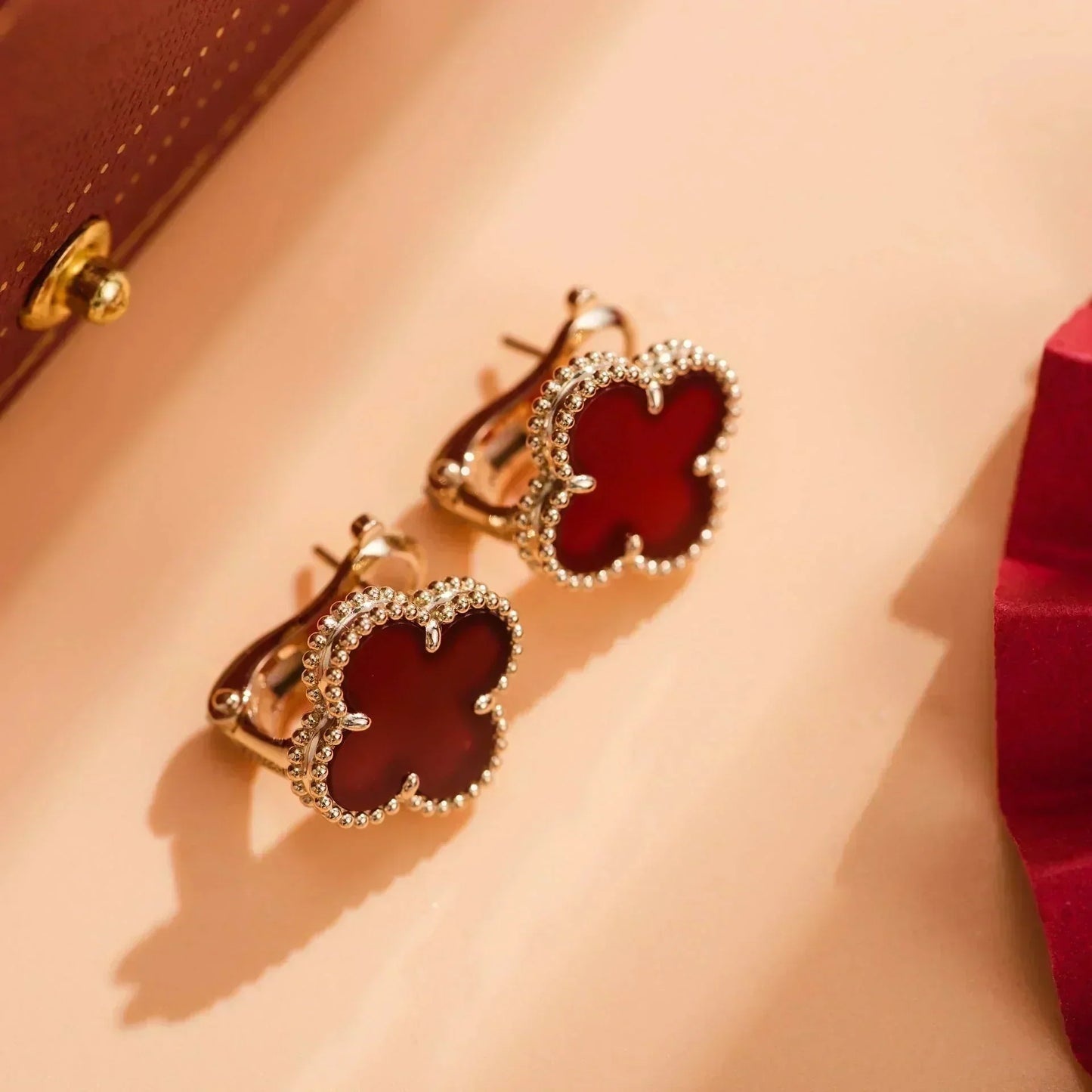 [Elitejewels]CLOVER MEDIUM 1 MOTIFS CARNELIAN  EARRINGS