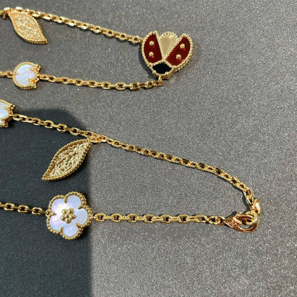 [Elitejewels]ラッキースプリング15モチーフゴールドネックレス