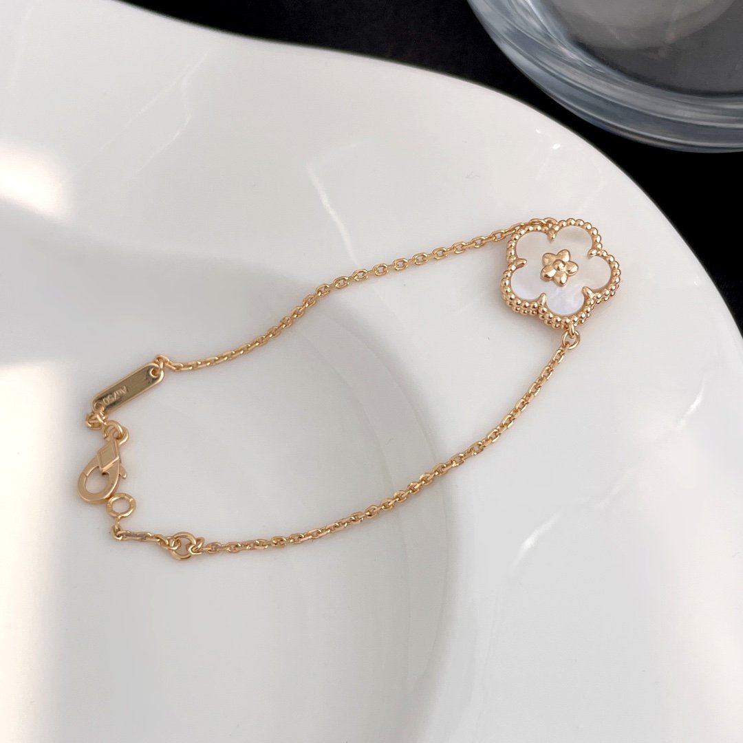 [Elitejewels]LUCKY SPRING ROSE GOLD MOP BRACELET