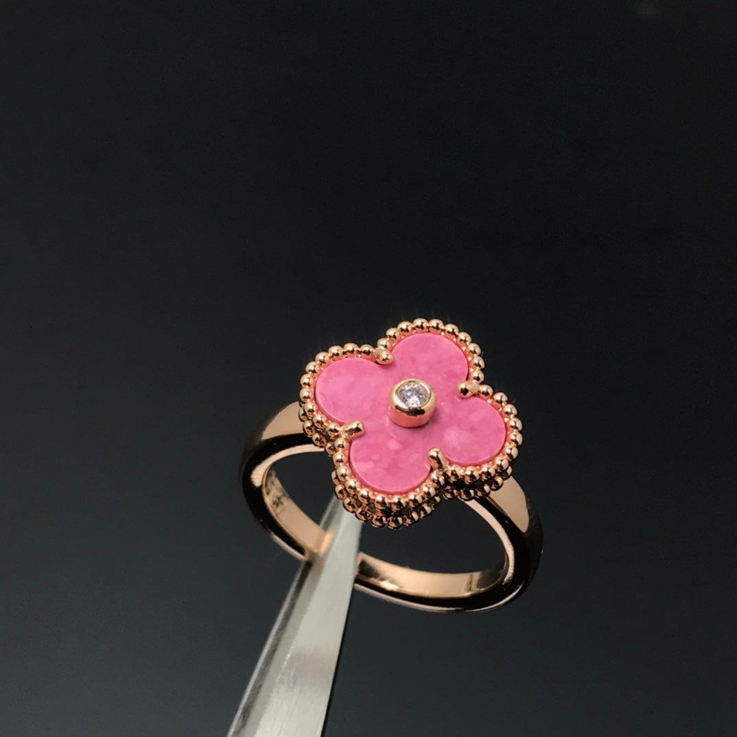 [Elitejewels] KLEEBLATT-RHODONIT-RING AUS ROSÉGOLD