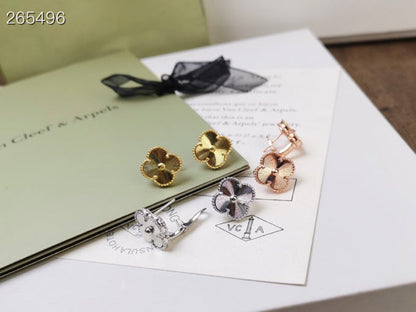 [Elitejewels]CLOVER MEDIUM STUD EARRINGS