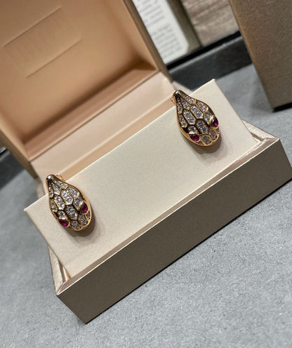 [Elitejewels]SERPENT DIAMOND STUD EARRINGS