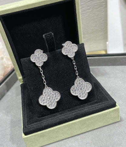 [Elitejewels]CLOVER 2 MOTIFS DIAMOND PAVED SILVER EARRINGS