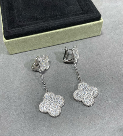 [Elitejewels]CLOVER 2 MOTIFS DIAMOND PAVED SILVER EARRINGS