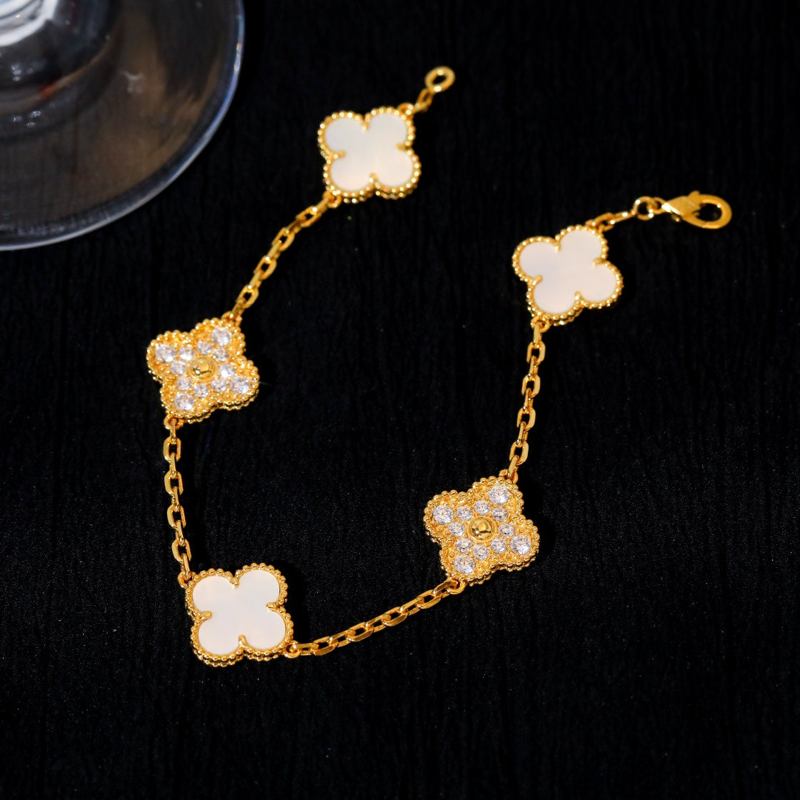 [Elitejewels]CLOVER BRACELET 5 MOTIF WHITE MOP DIAMOND