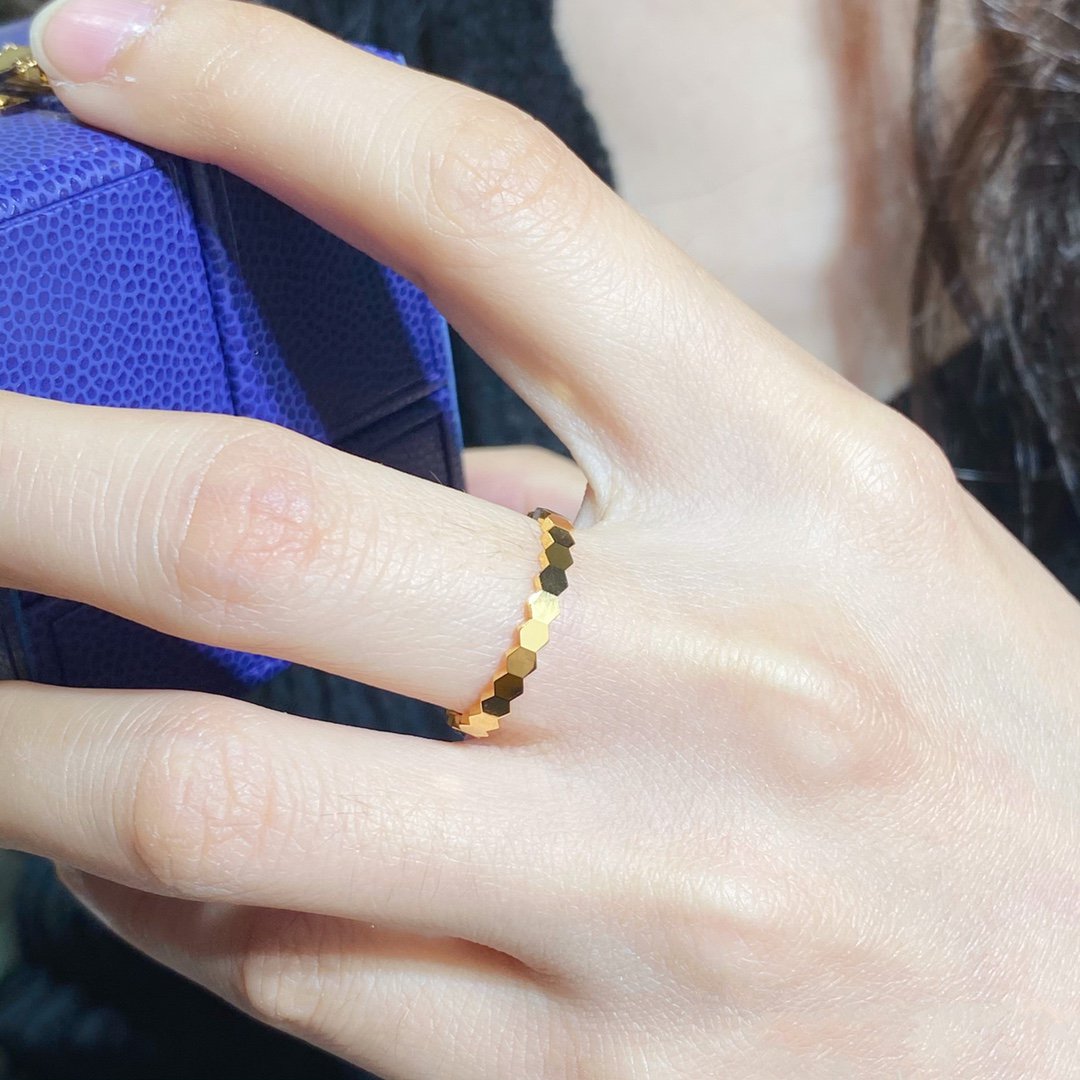 [Elitejewels] KLEINER RING „BIENENLIEBE“