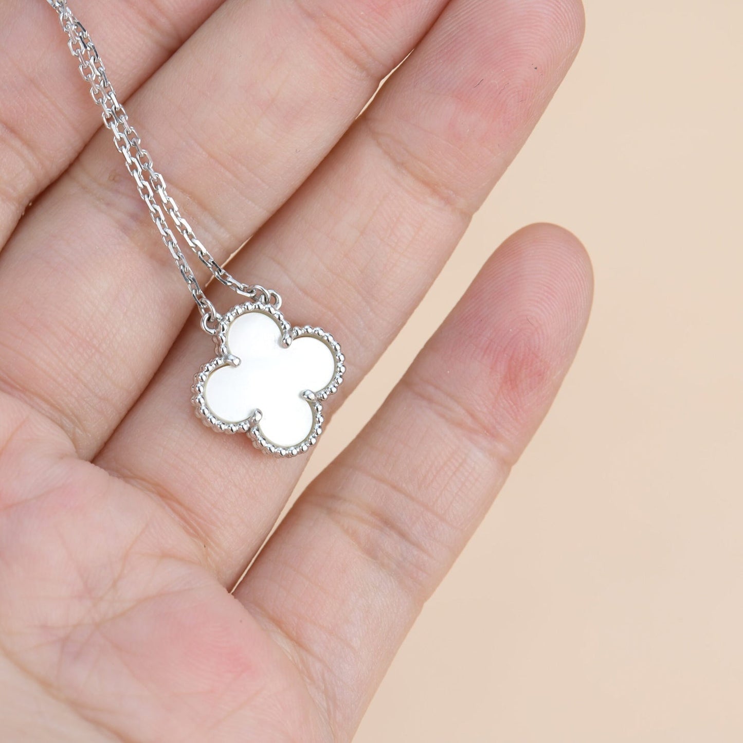 [Elitejewels]CLOVER  15MM WHITE MOTHER-OF-PEARL SILVER