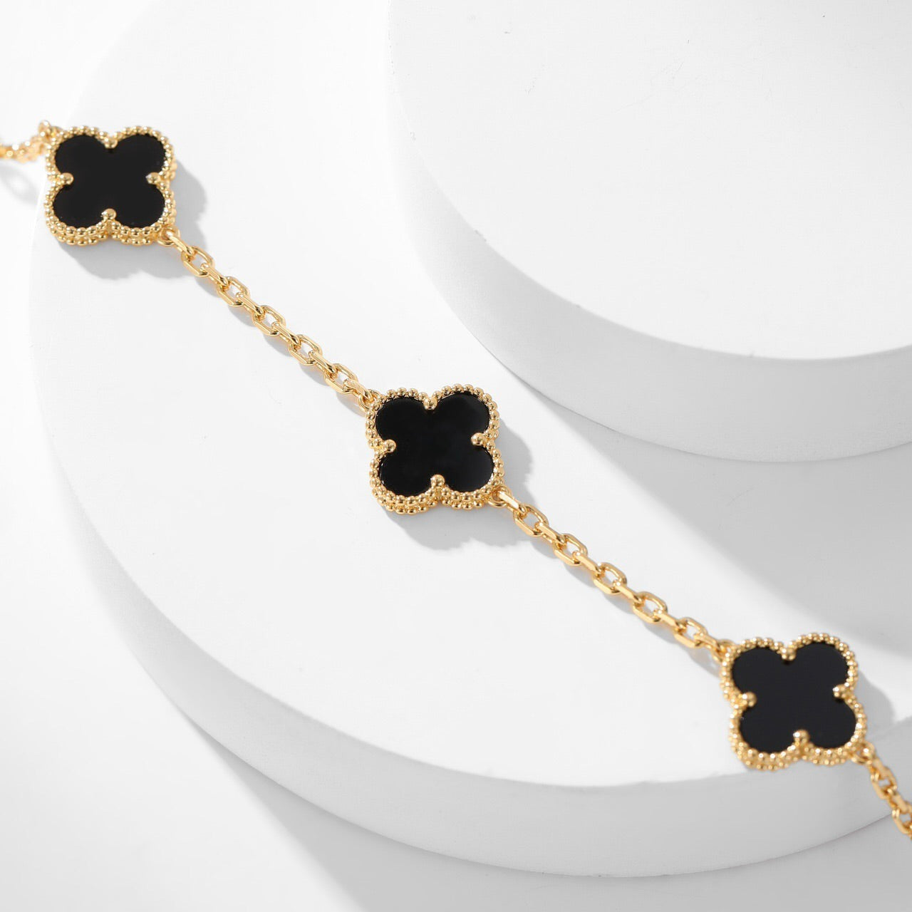 [Elitejewels]CLOVER 10 MOTIFS ONYX NECKLACE