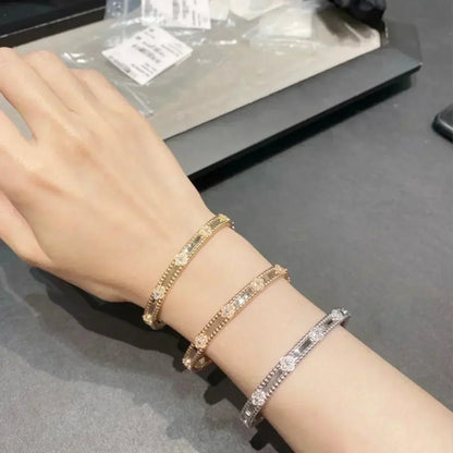 [Elitejewels] KLEEBLATT ARMBAND 4MM DIAMANTEN