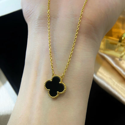 [Elitejewels]CLOVER 15MM BLACK ONYX SINGLE FLOWER NECKLACE