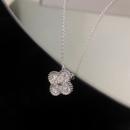 [Elitejewels]CLOVER 15MM DIAMOND SINGLE FLOWER NECKLACE