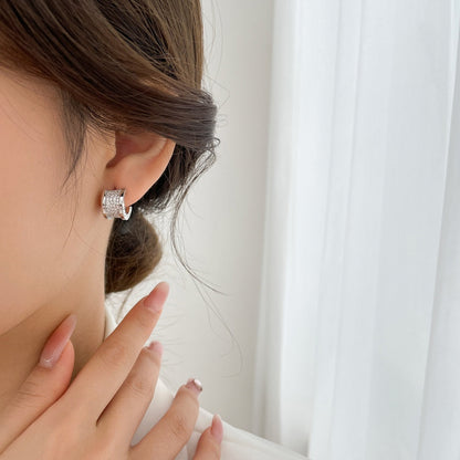 [Elitejewels]ZERO 1 DIAMOND PAVED EARRINGS