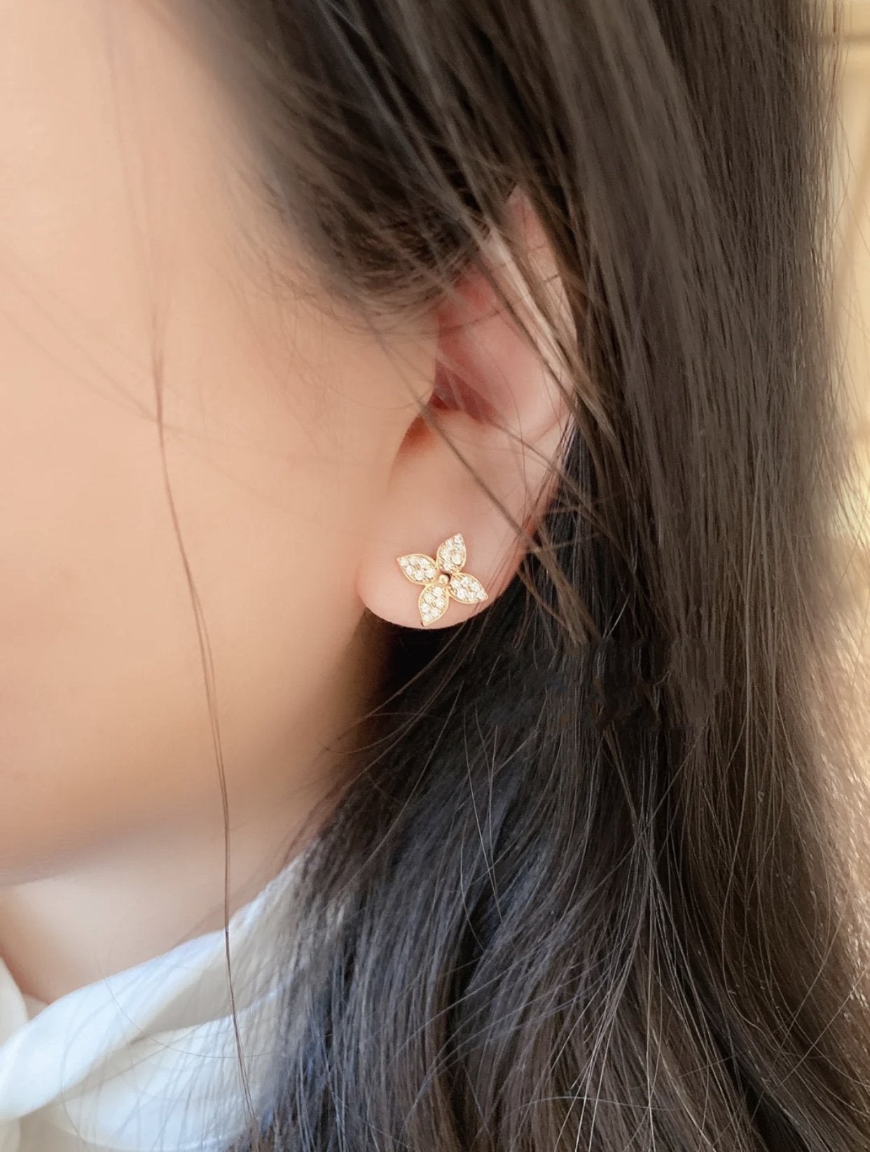 [Elitejewels] STAR BLOSSOM OHRSTECKER ROTGOLD DIAMANTEN