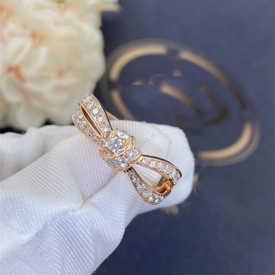 [Elitejewels] DIAMANTRING AUS ROTGOLD „LIENS“