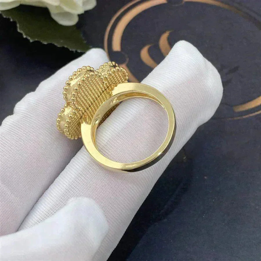 [Elitejewels] KLEEBLATT WEISSER MOP-RING