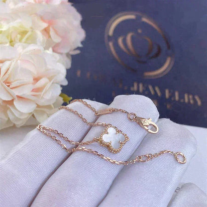 [Elitejewels]CLOVER WHITE MOP EINZELNE BLUME ARMBAND