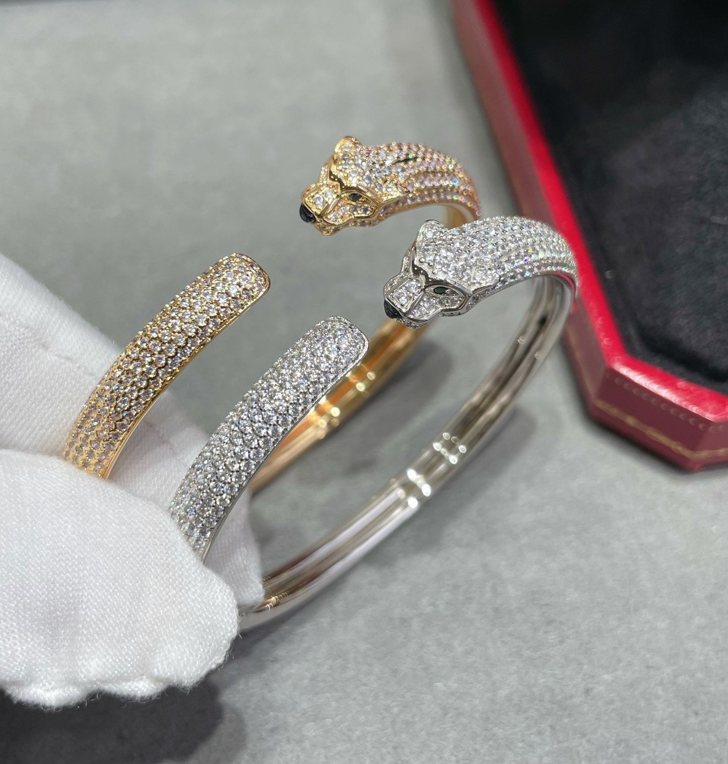 [Elitejewels]PANTHERE FULL DIAMOND OPEN BRACELET